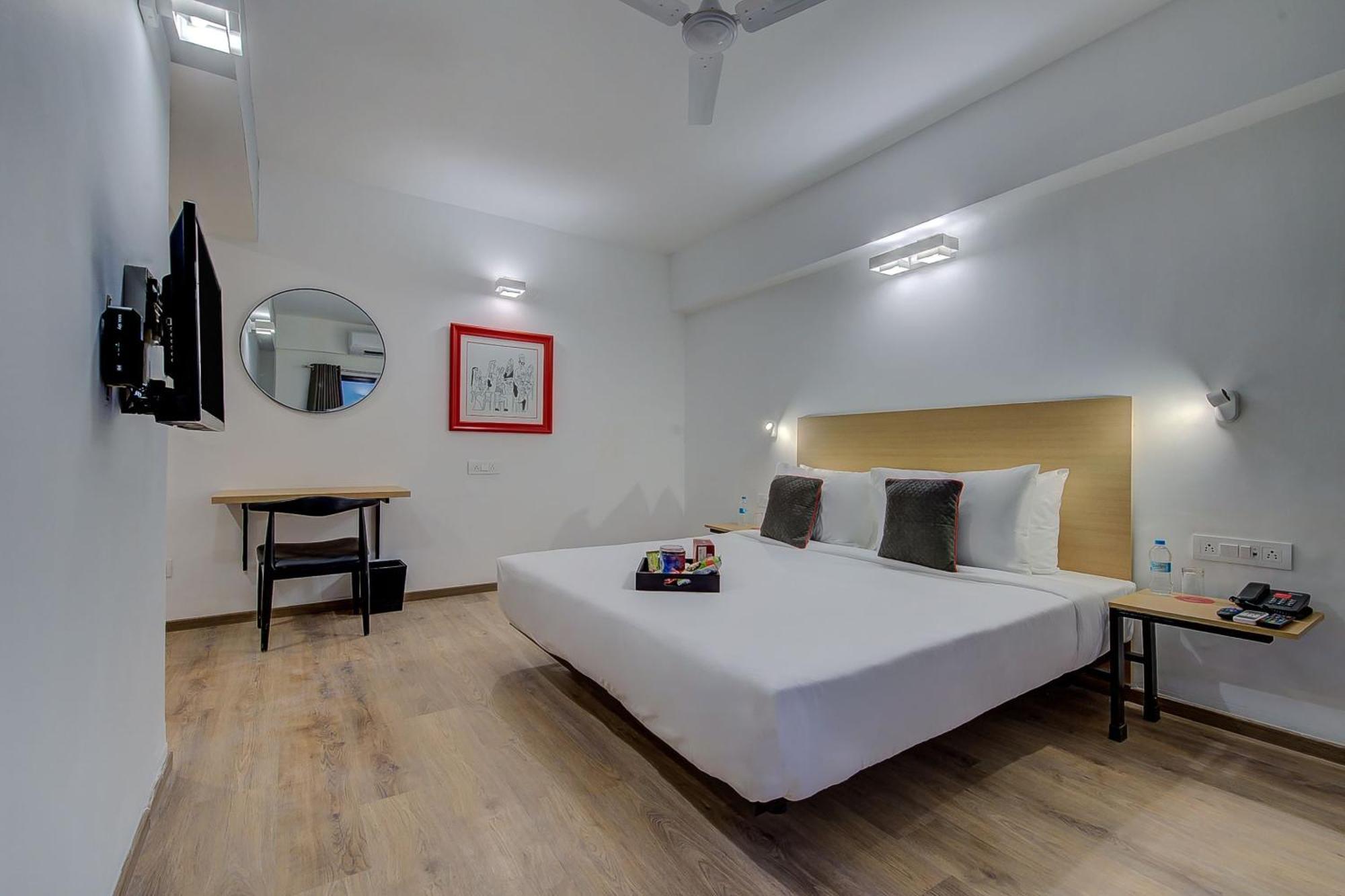 Oyo Townhouse 048 Hadapsar Hotel Phursungi Kültér fotó