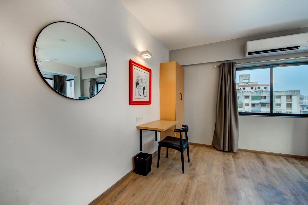 Oyo Townhouse 048 Hadapsar Hotel Phursungi Kültér fotó